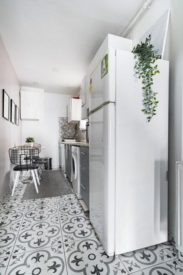شقة Central Flat W Sea View And Near Galata Tower اسطنبول المظهر الخارجي الصورة