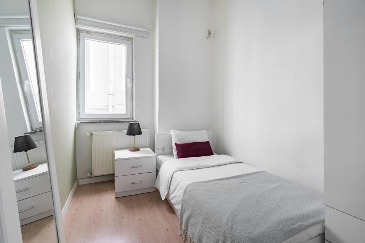 شقة Central Flat W Sea View And Near Galata Tower اسطنبول المظهر الخارجي الصورة