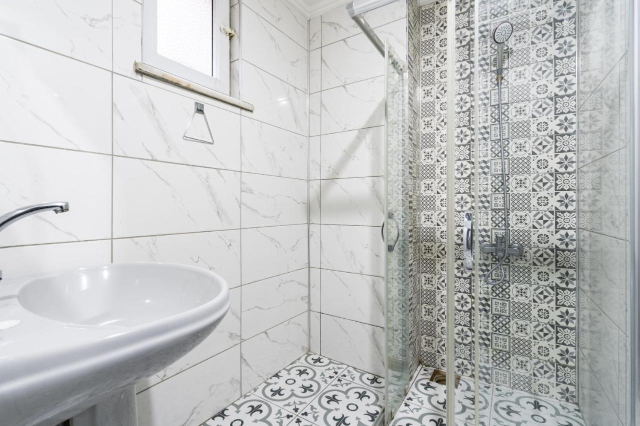 شقة Central Flat W Sea View And Near Galata Tower اسطنبول المظهر الخارجي الصورة